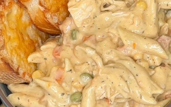 tuscan garlic chicken skillet