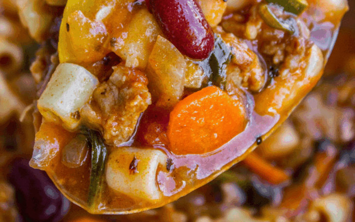 slow cooker sausage minestrone soup